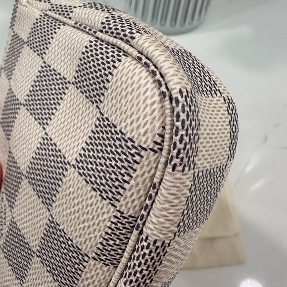 RARE Louis Vuitton Damier Azur Mini Pochette - Picture 9 of 17